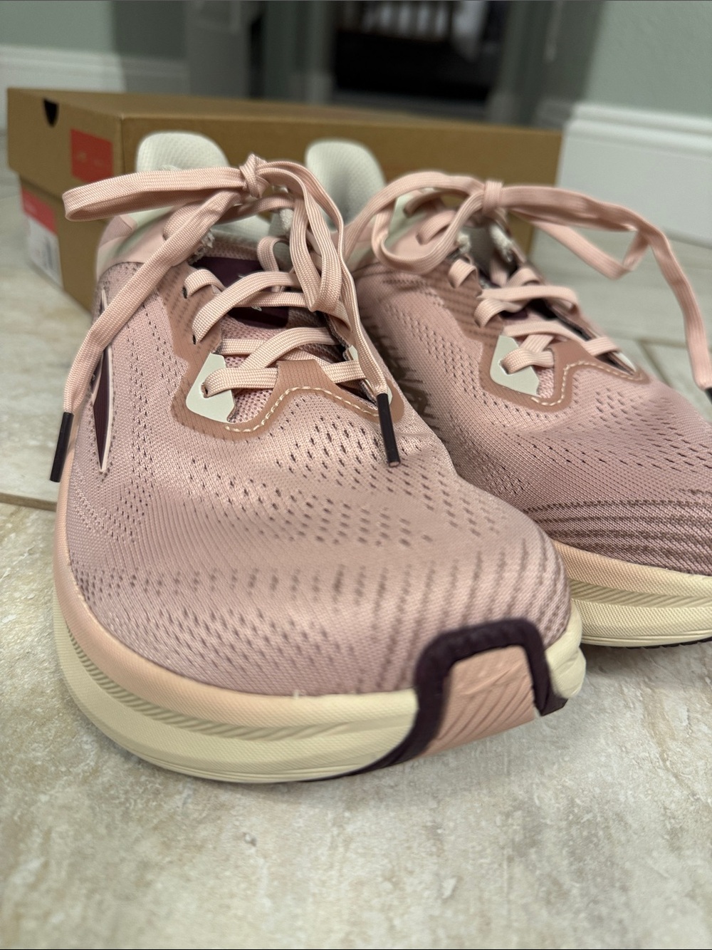 NWT Altra Torin 8 Running Shoes Dusty Pink 9 - Picture 8 of 16